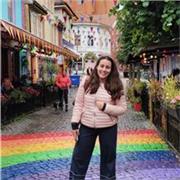 Studentessa laureata in lingue e letterature e diplomata al liceo classico offre aiuto compiti e studio delle materie indicate